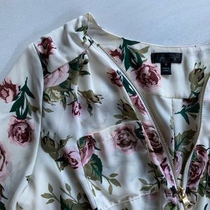 J for Justify Tops - Floral blouse NWT J for Justify Tops - Floral blouse NWT
